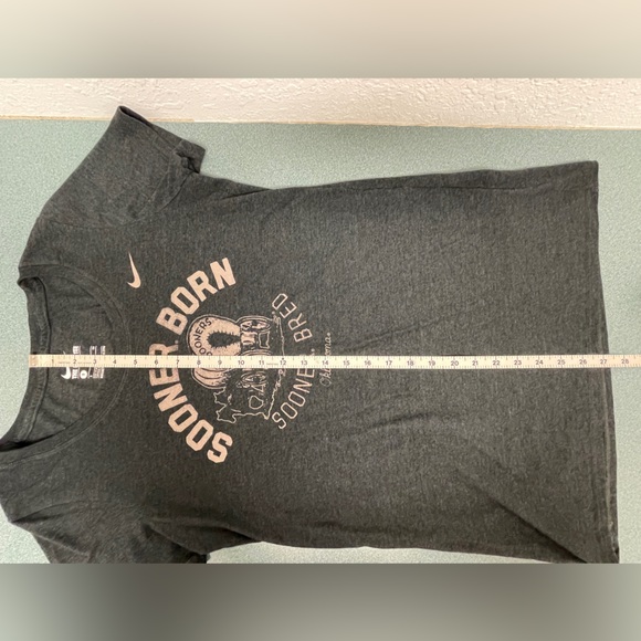 Nike NCAA Oklahoma “Sooner Born Sooner Bred” Scoop Neck Tee Women’s Small Gray - Picture 4 of 7